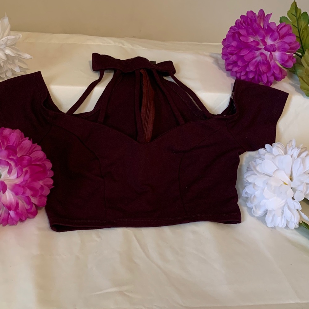 🌹Charlotte Russe Crop Top🌹